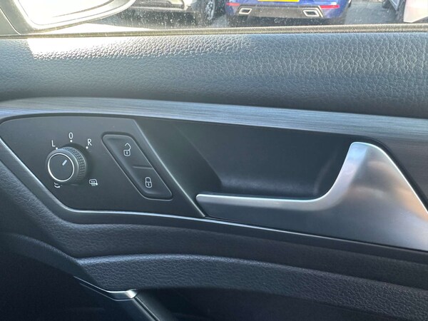 Used Volkswagen Golf 2018 for sale - 76115723: Photo 27
