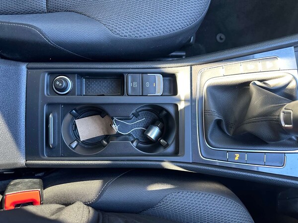 Used Volkswagen Golf 2018 for sale - 76115723: Photo 28