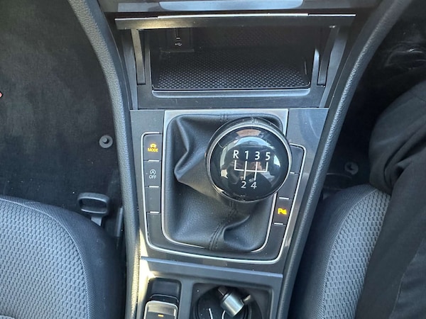 Used Volkswagen Golf 2018 for sale - 76115723: Photo 29