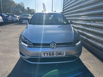 Used Volkswagen Golf 2018 for sale - 76115723: Photo 2