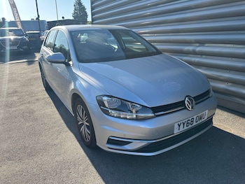 Used Volkswagen Golf 2018 for sale - 76115723: Photo 4