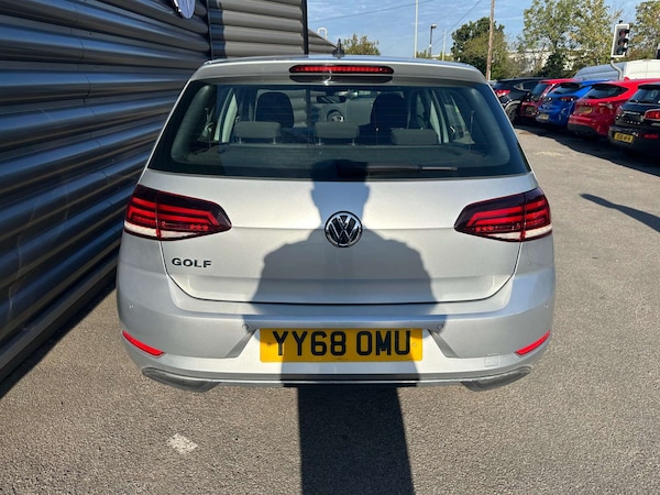 Used Volkswagen Golf 2018 for sale - 76115723: Photo 9