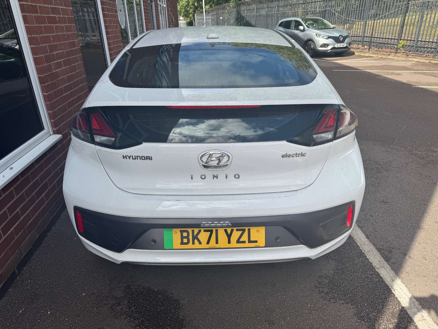 Vehicle 8