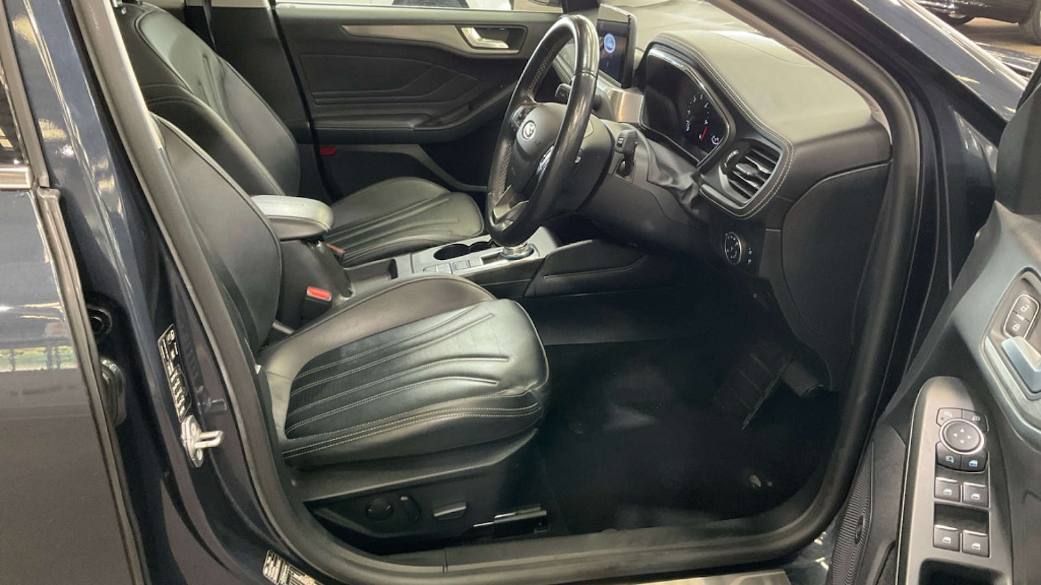 Used Ford Focus 2020 for sale - 77022435: Photo 9