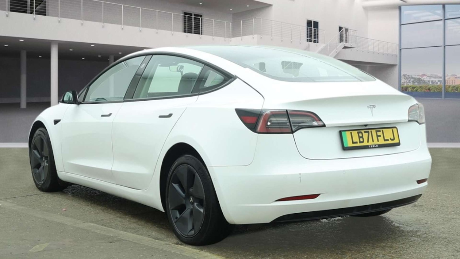 Used Tesla Model 3 2021 for sale - 77837309: Photo 3