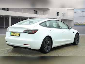 Used Tesla Model 3 2021 for sale - 77837309: Photo