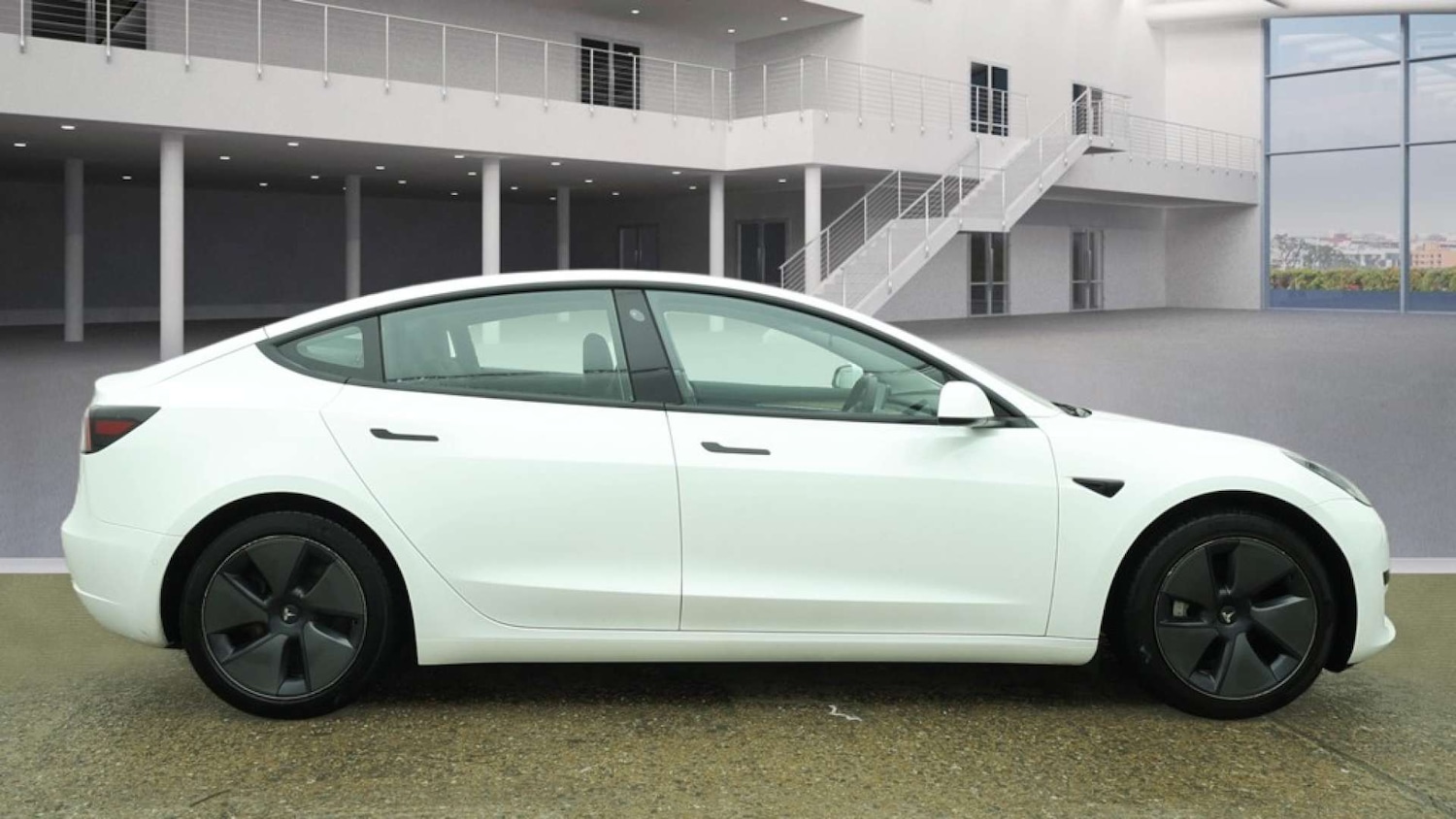 Used Tesla Model 3 2021 for sale - 77837309: Photo 5