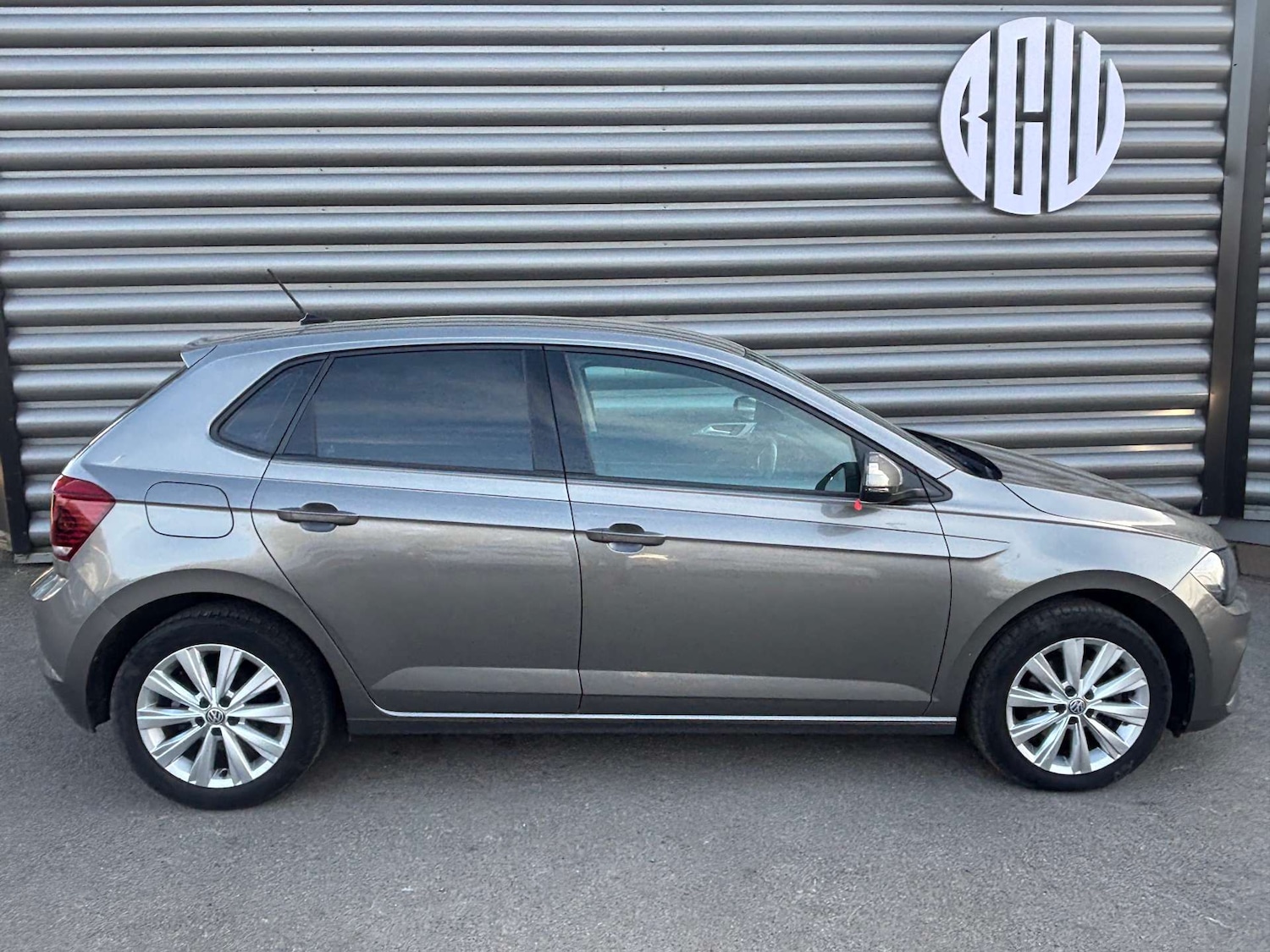 Used Volkswagen Polo 2020 for sale - 78169346: Photo 2