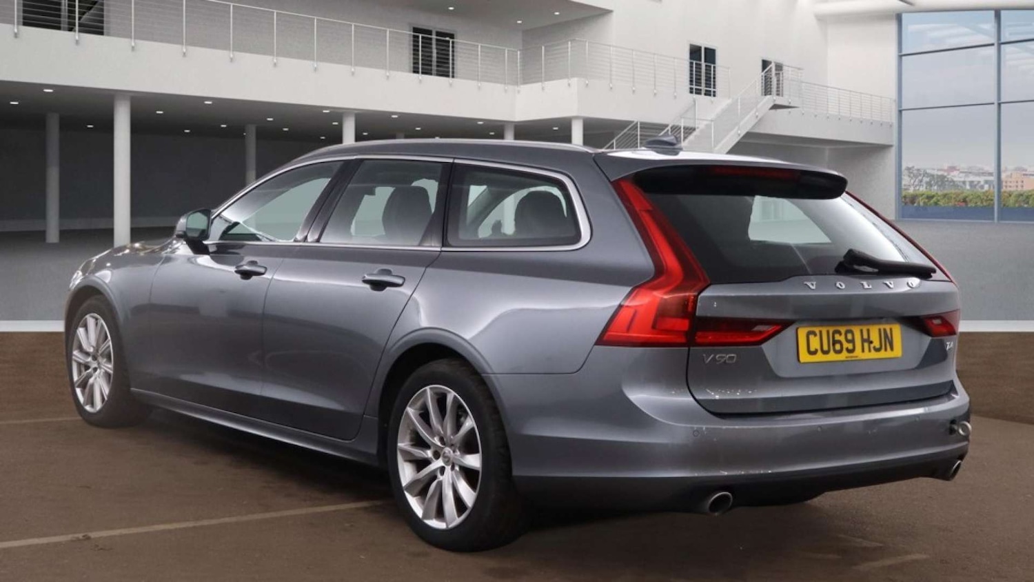 Used Volvo V90 2019 for sale - 77495064: Photo 3