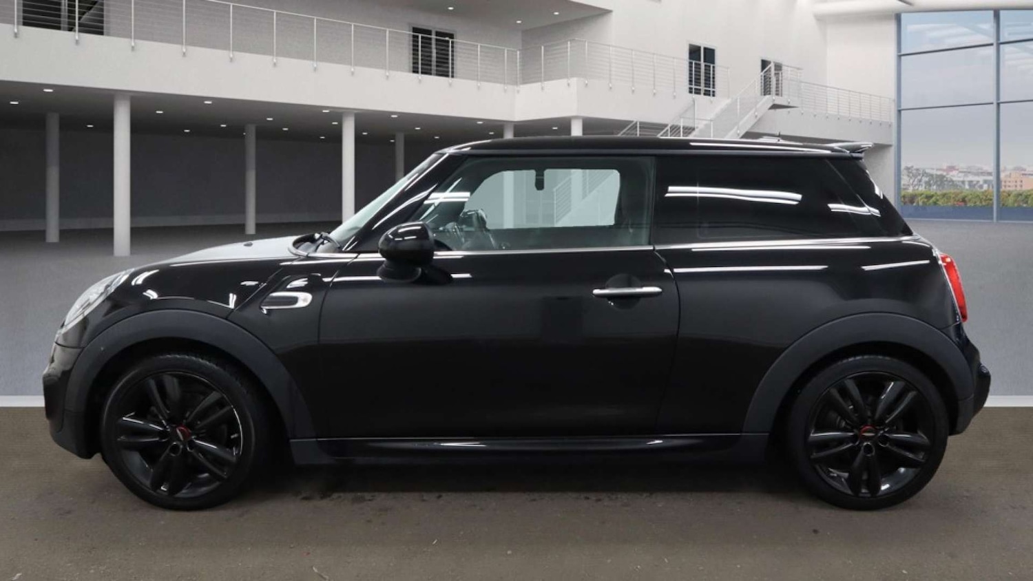 Used MINI Hatch 2019 for sale - 77172456: Photo 5