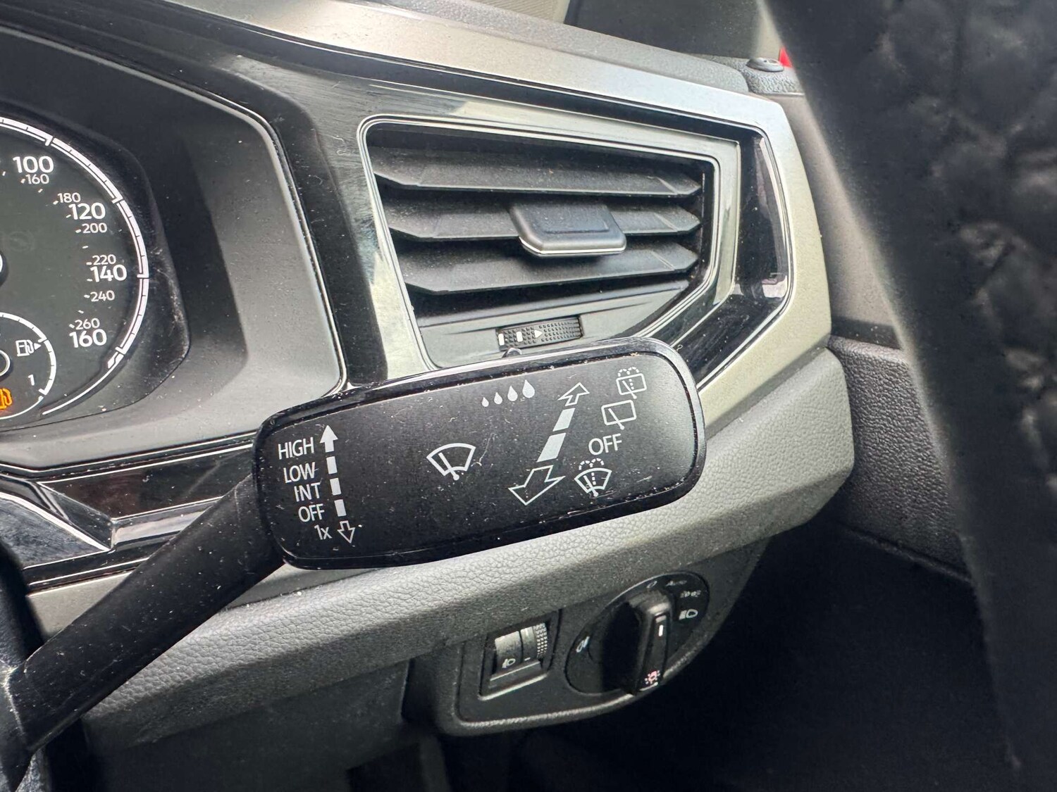 Used Volkswagen Polo 2019 for sale - 76228752: Photo 10