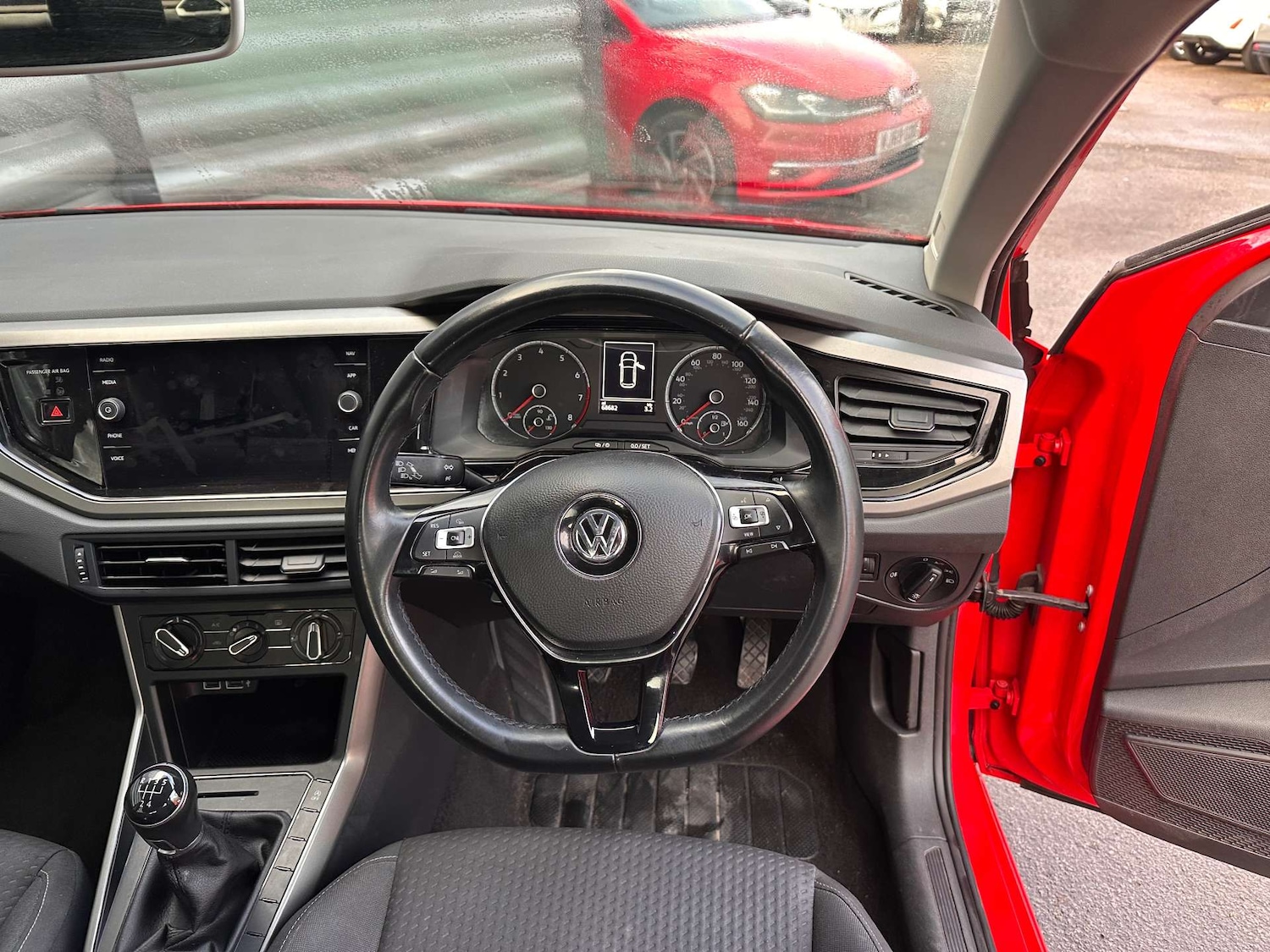 Used Volkswagen Polo 2019 for sale - 76228752: Photo 26