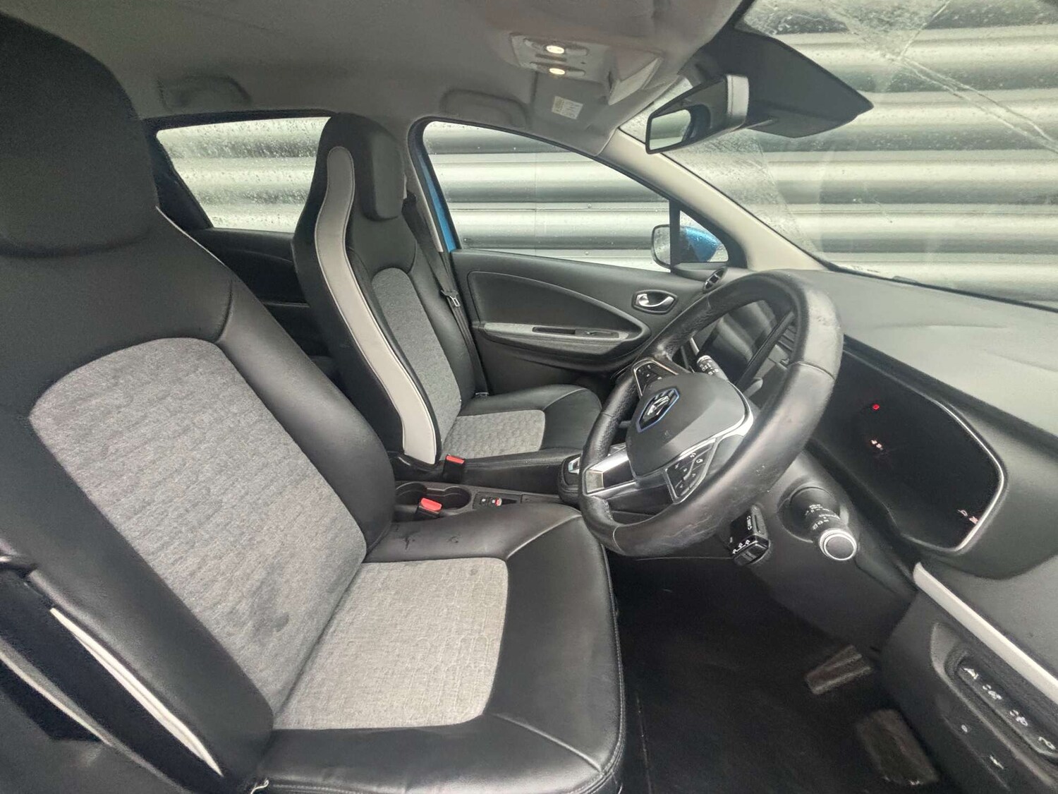 Used Renault Zoe 2020 for sale - 77446405: Photo 23