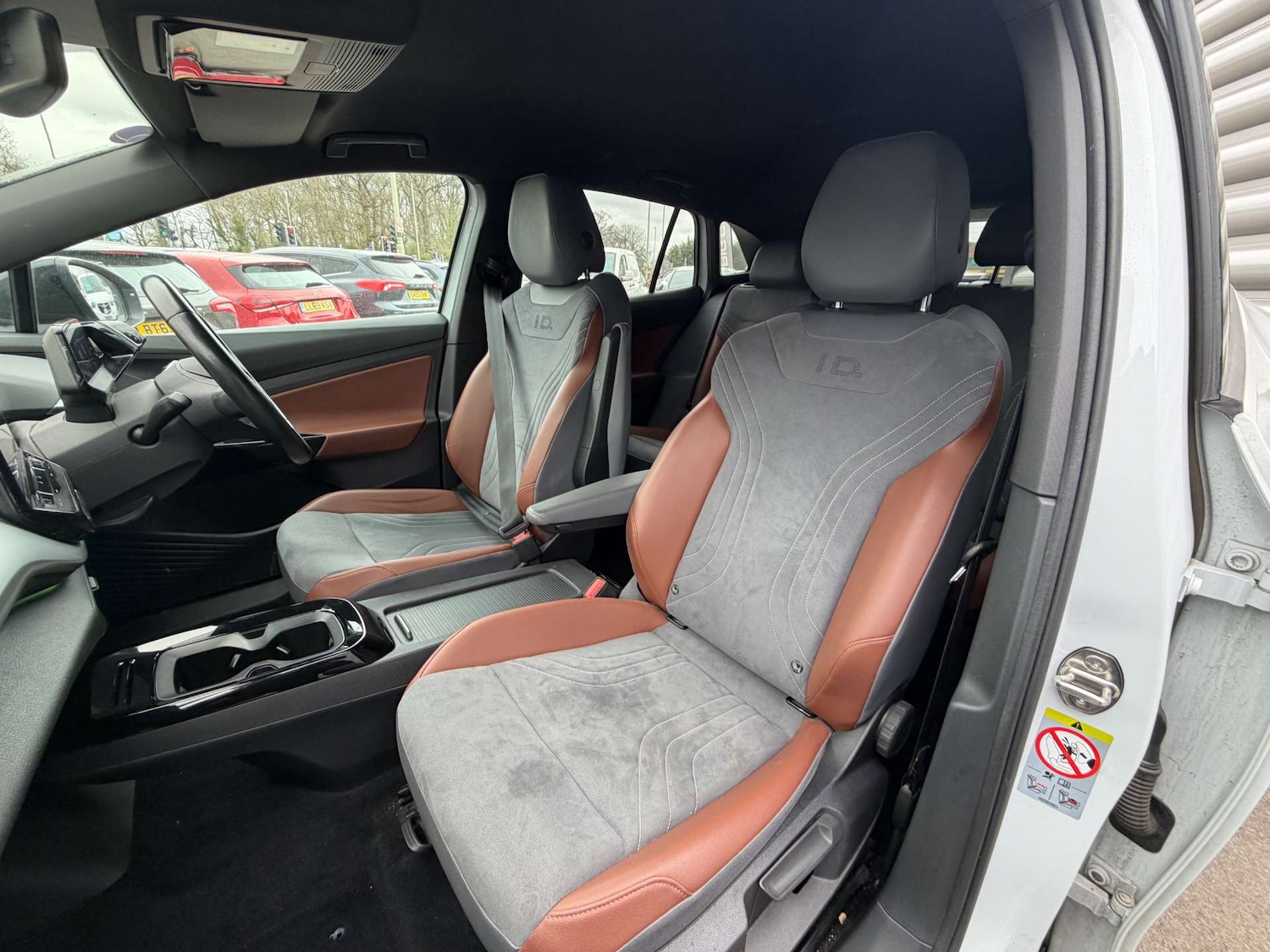 Used Volkswagen ID.4 2021 for sale - 78068131: Photo 11