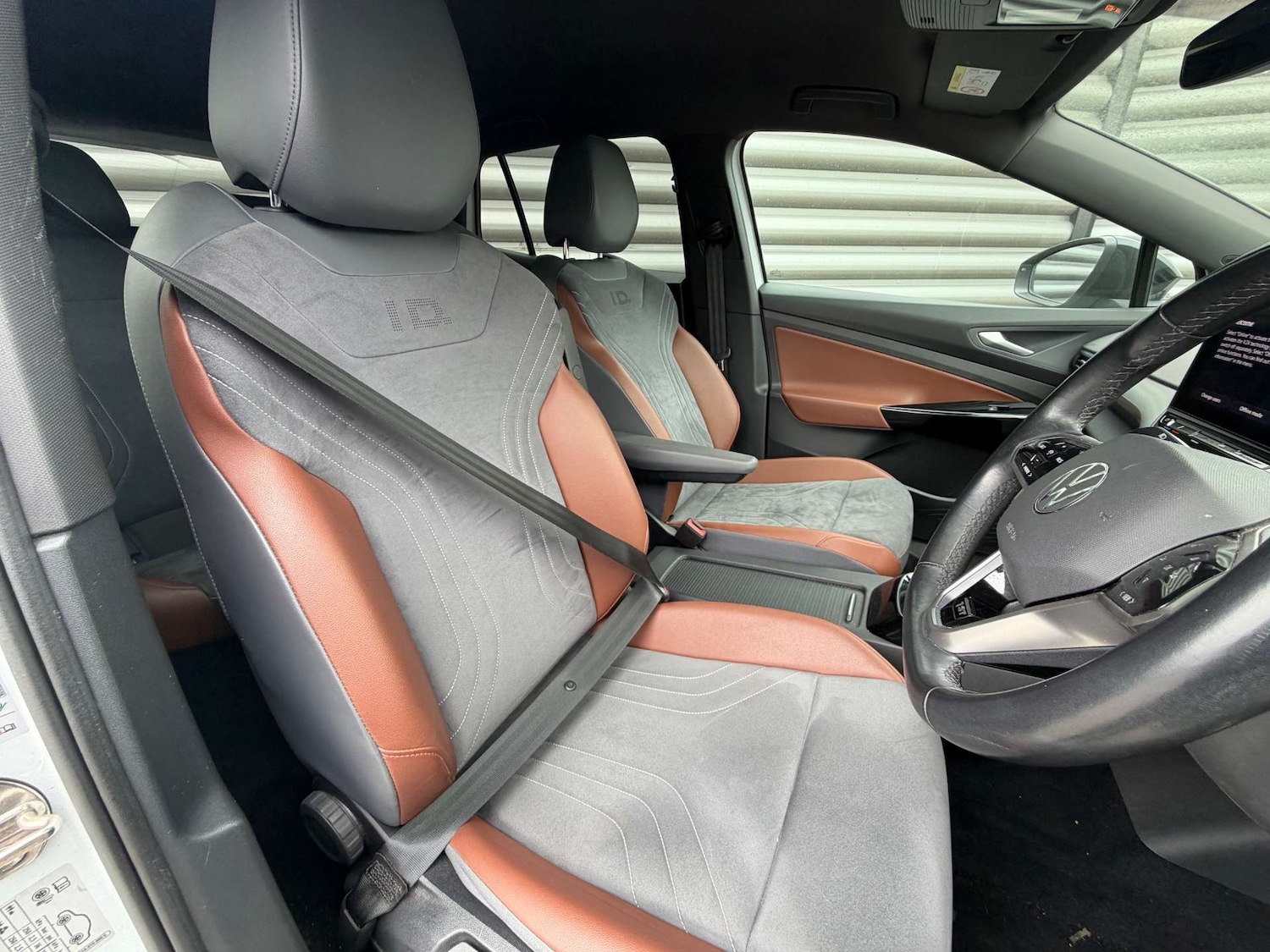 Used Volkswagen ID.4 2021 for sale - 78068131: Photo 9