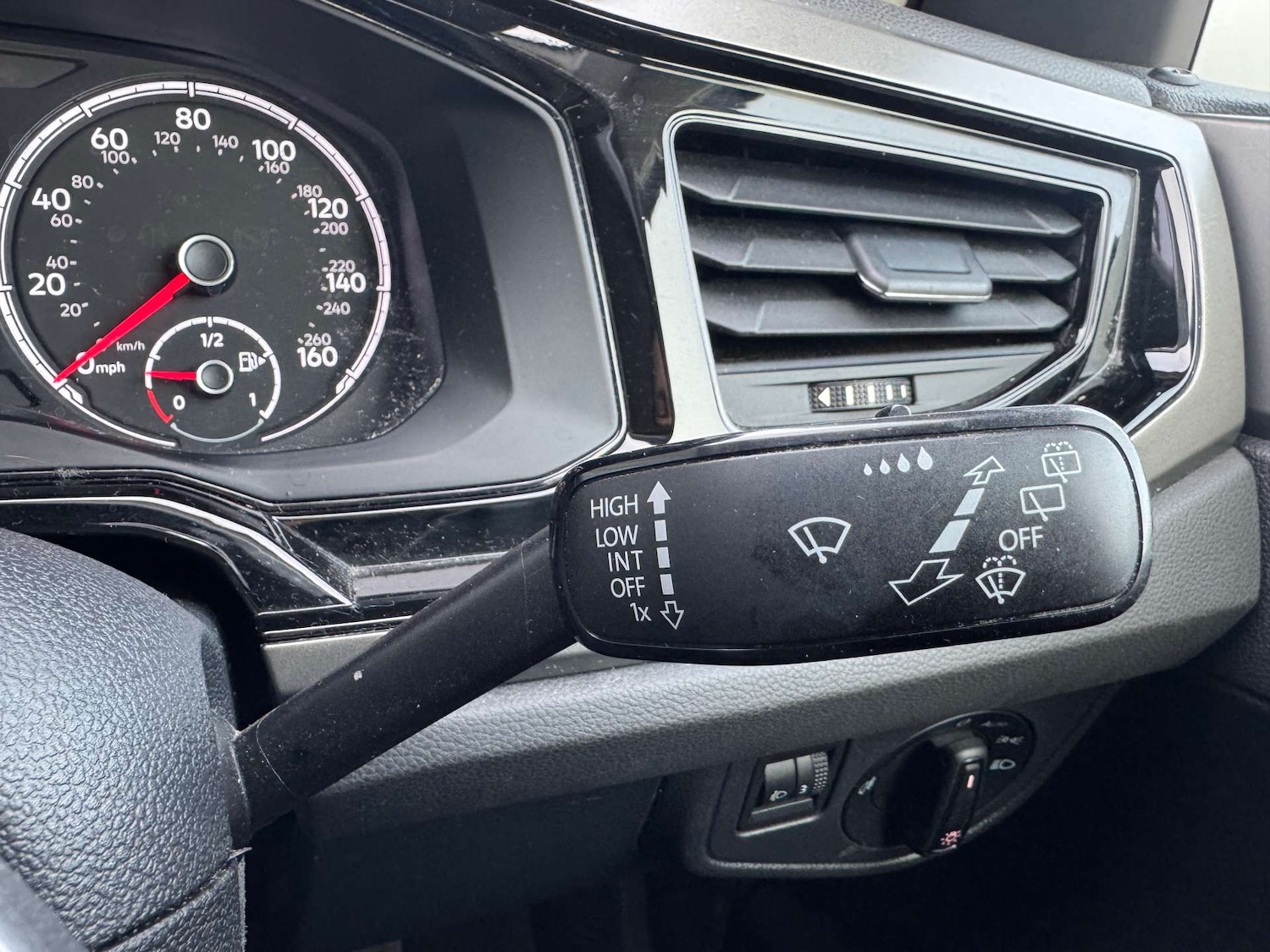 Used Volkswagen Polo 2018 for sale - 77453633: Photo 17