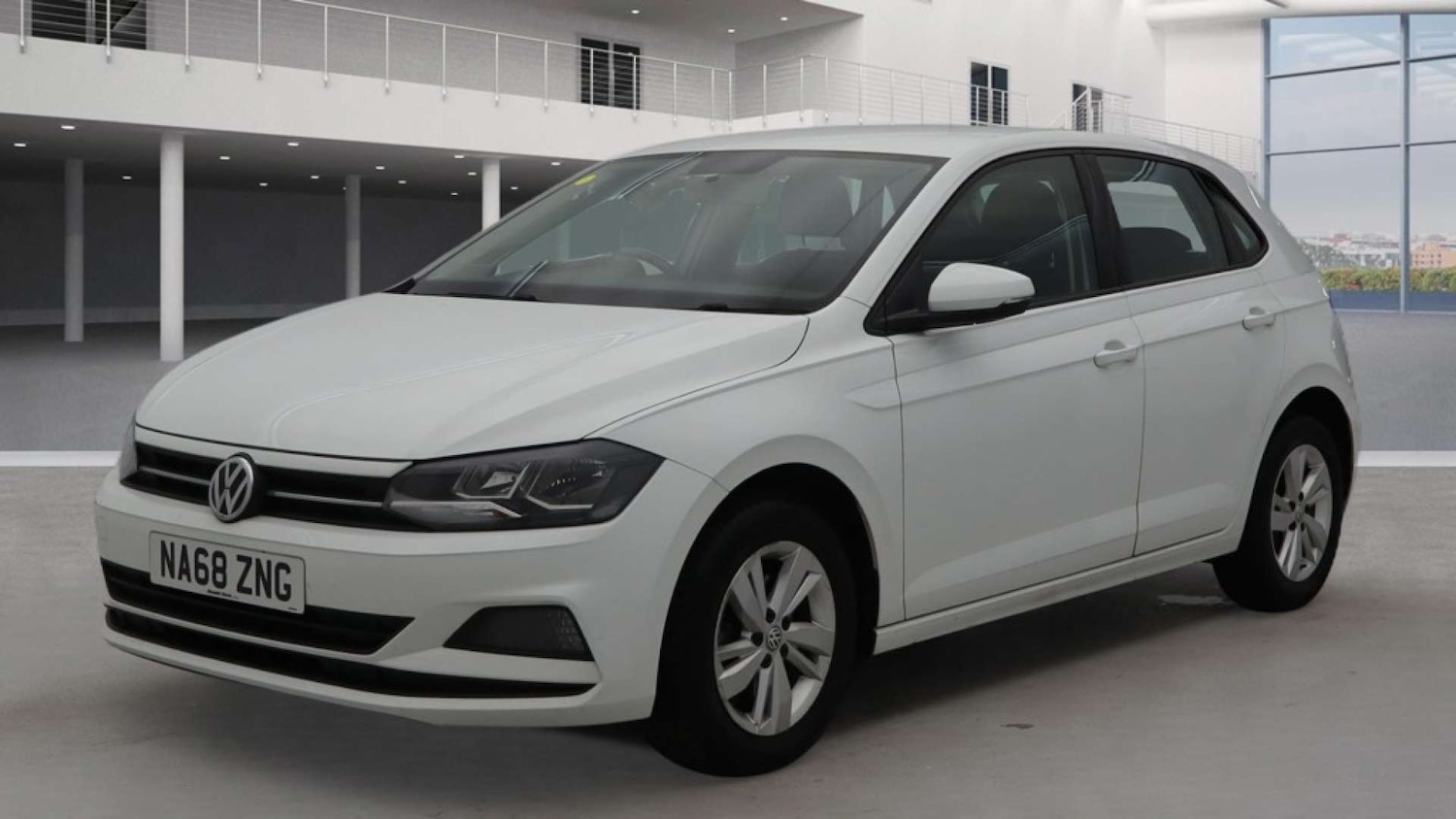 Used Volkswagen Polo 2018 for sale - 77453633: Photo 2