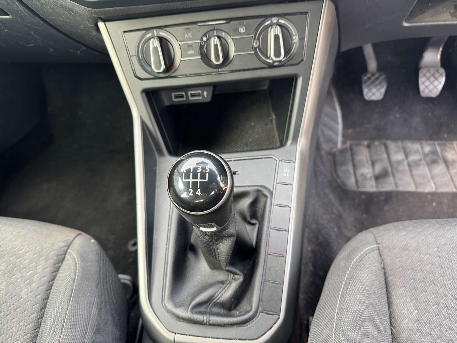 Used Volkswagen Polo 2018 for sale - 77453633: Photo 22