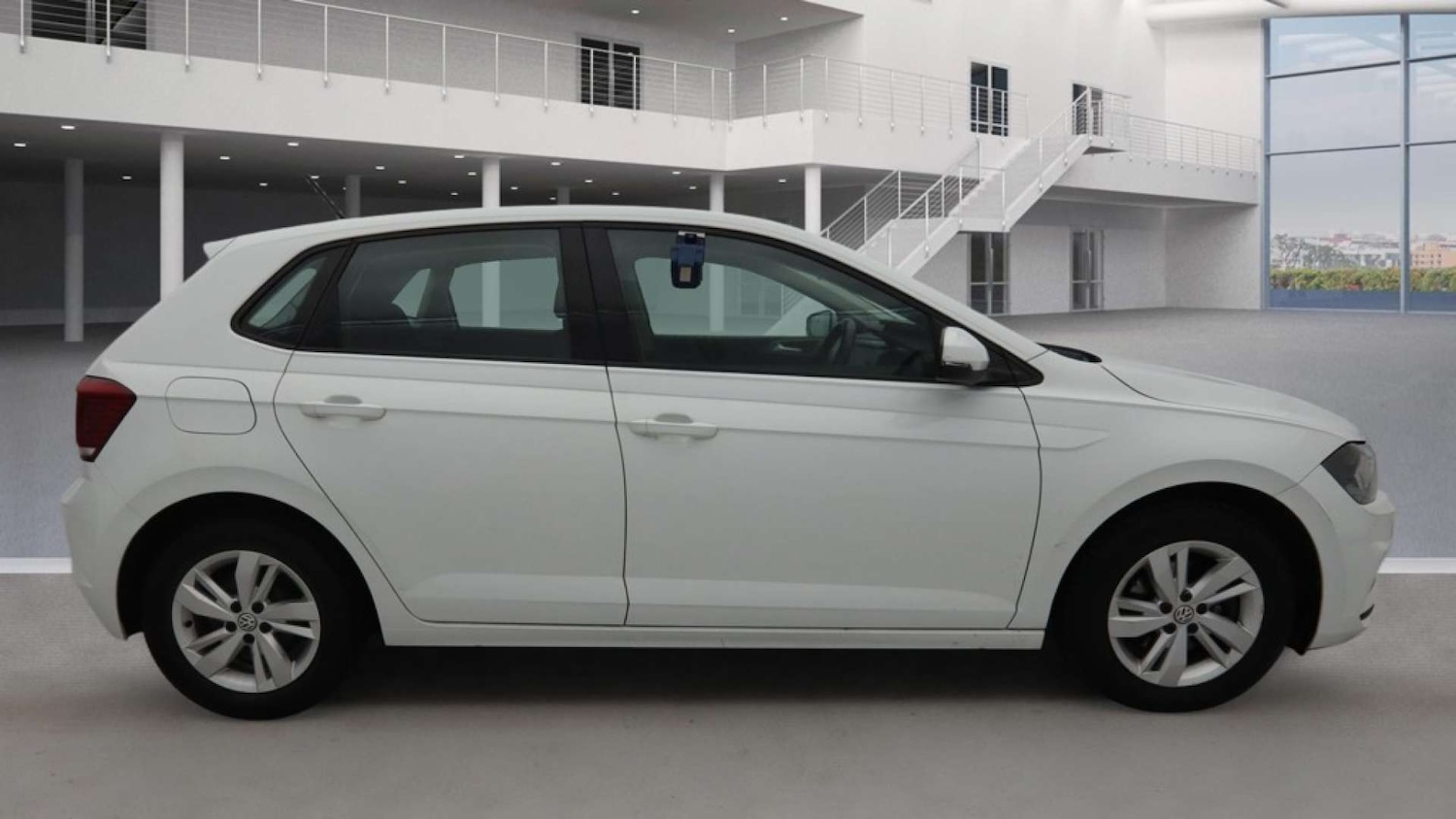 Used Volkswagen Polo 2018 for sale - 77453633: Photo 5