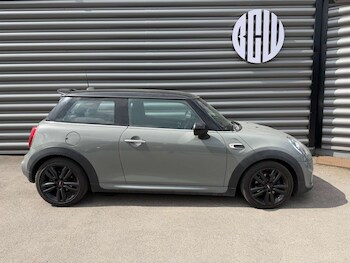 Used MINI Hatch 2019 for sale - 78944079: Photo