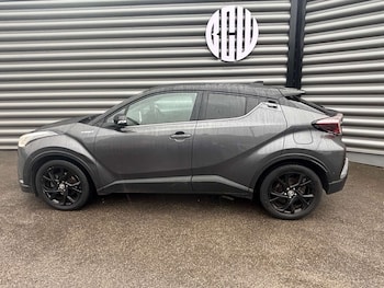 Used Toyota C-HR 2019 for sale - 76156481: Photo