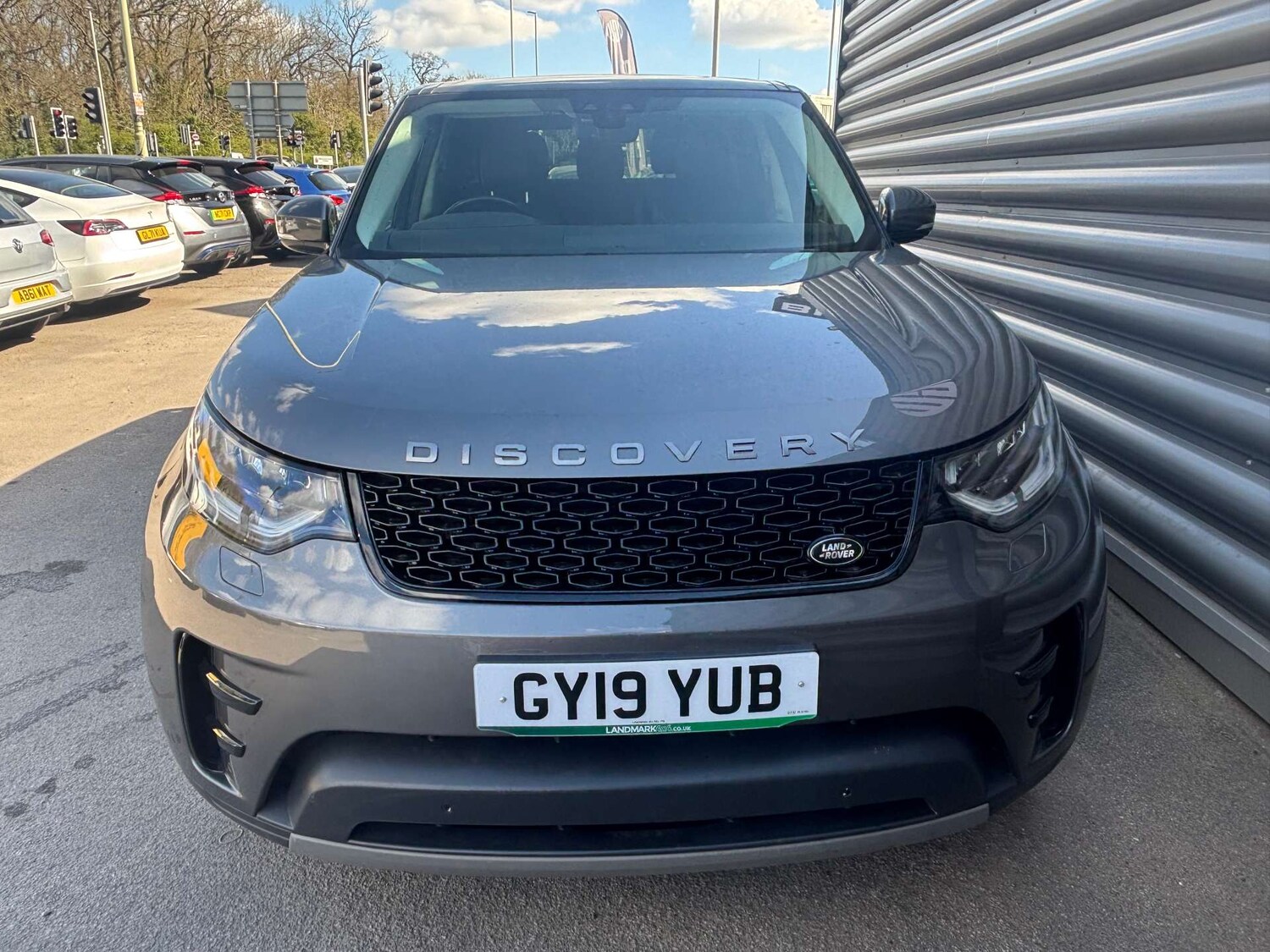 Used Land Rover Discovery 2019 for sale - 78106799: Photo 3