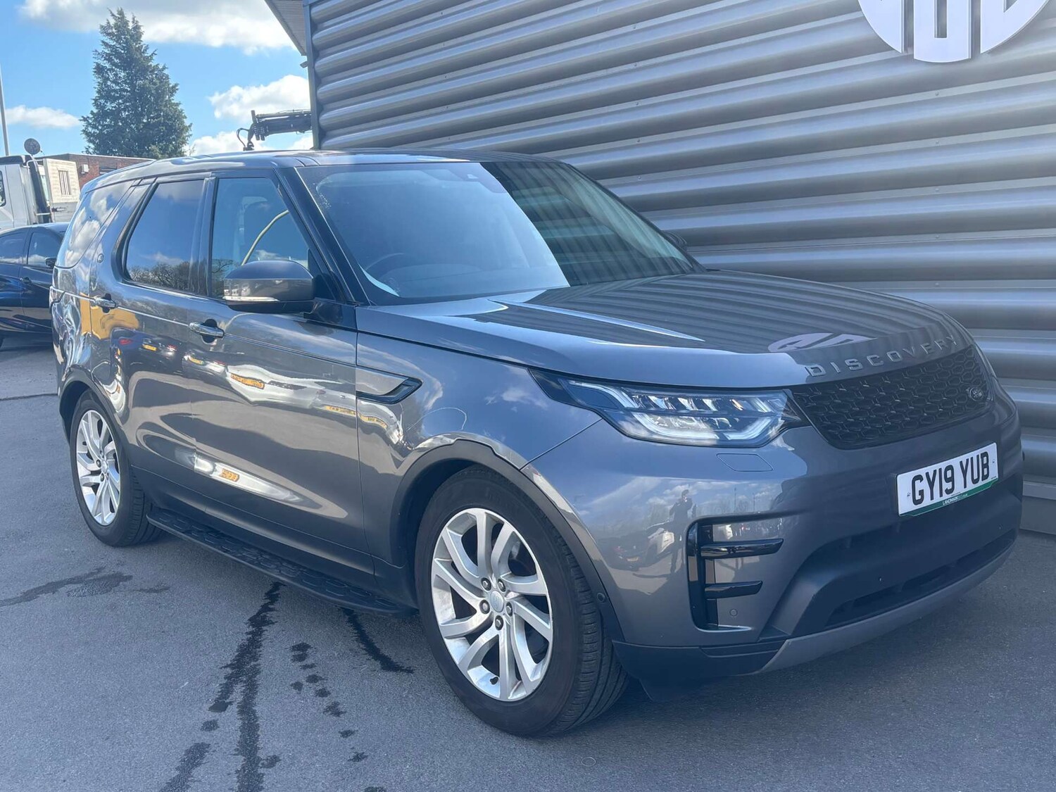 Used Land Rover Discovery 2019 for sale - 78106799: Photo 4