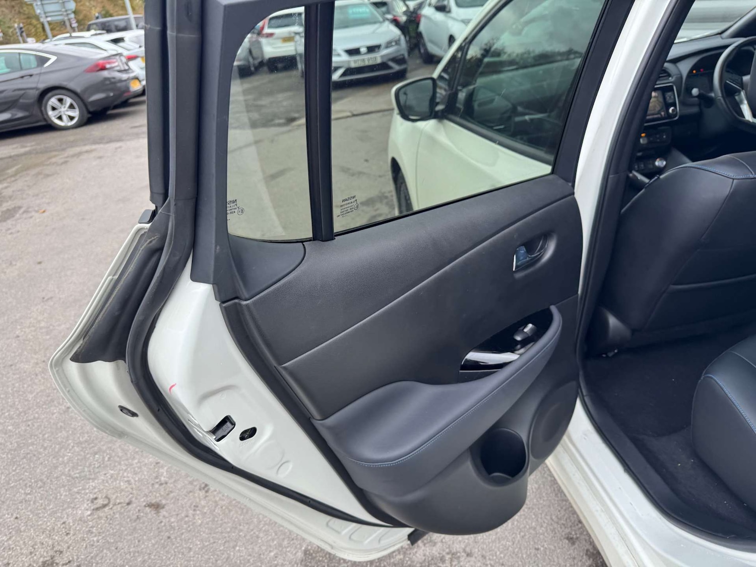 Used Nissan Leaf 2022 for sale - 76314078: Photo 12