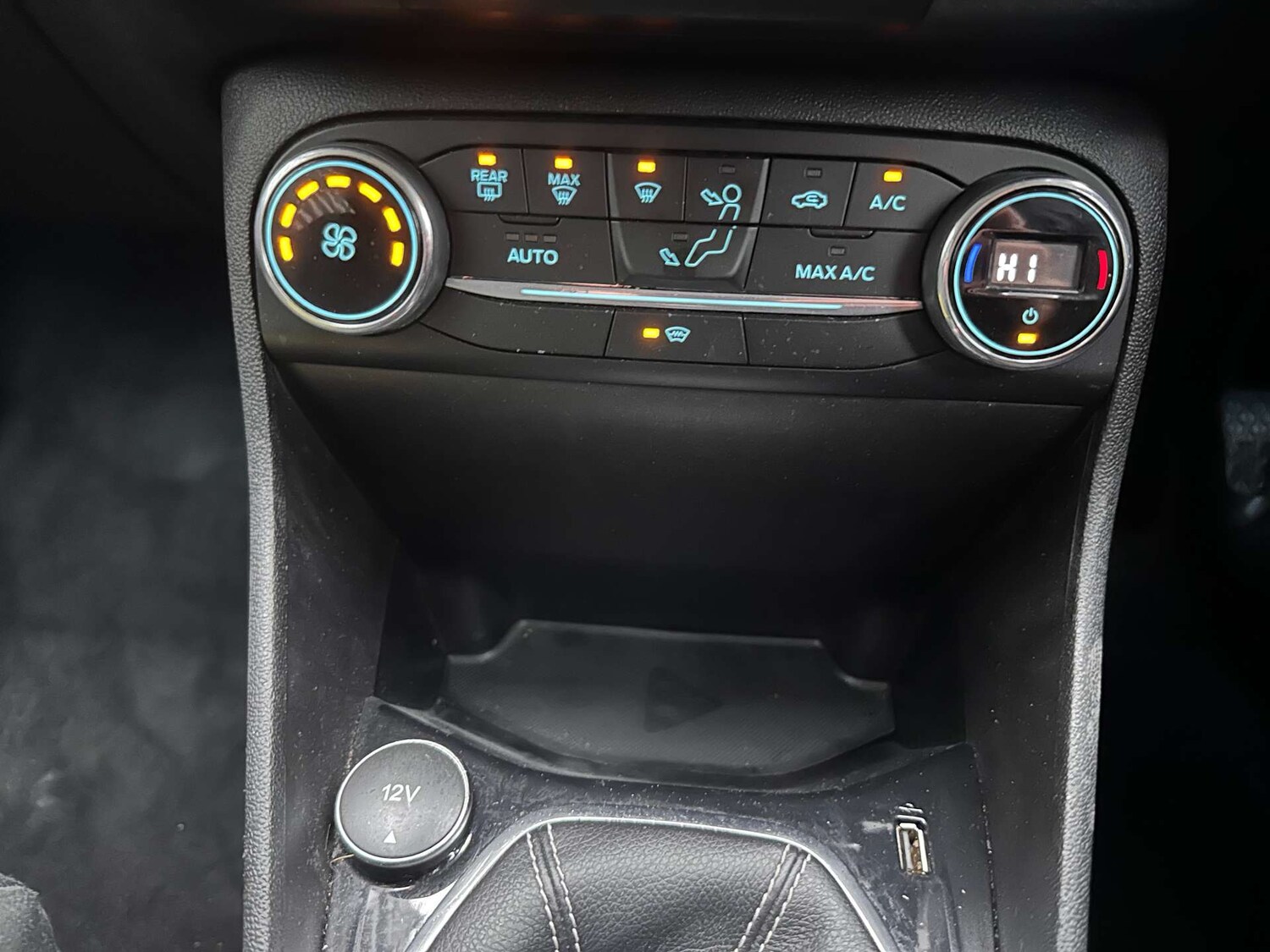 Used Ford Fiesta 2019 for sale - 76277775: Photo 32