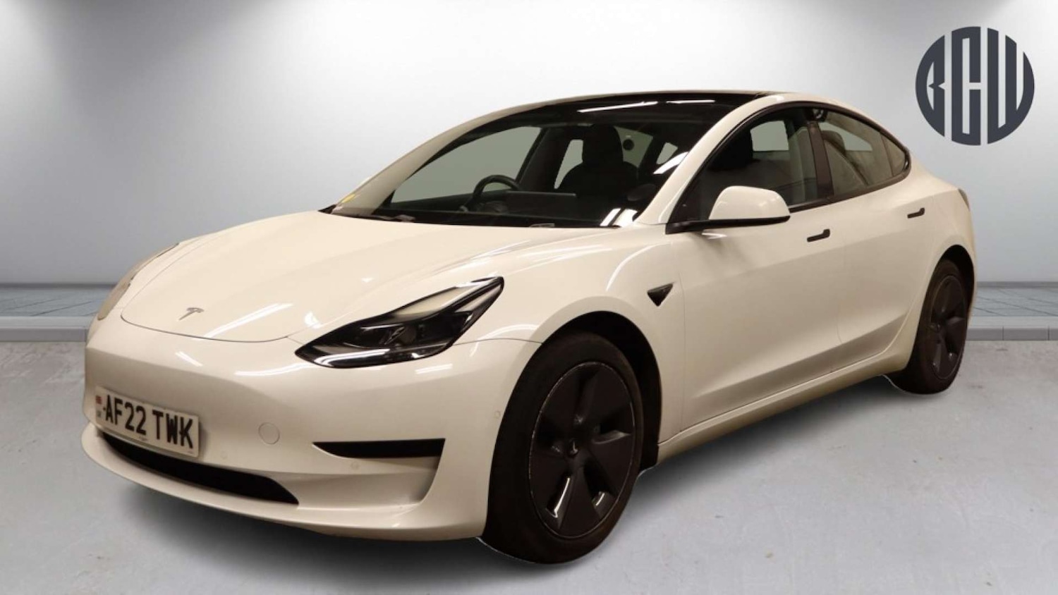 Used Tesla Model 3 2022 for sale - 78016535: Photo 2