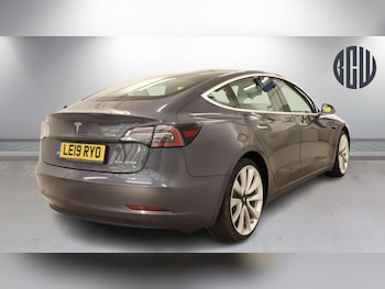 Used Tesla Model 3 2019 for sale - 79360430: Photo
