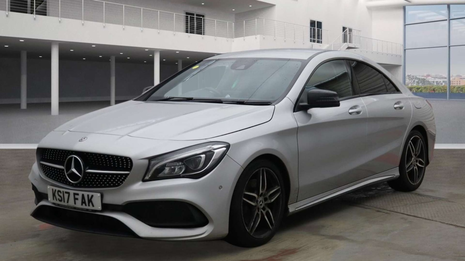 Used Mercedes-Benz CLA 2017 for sale - 77271570: Photo 2