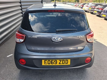 Used Hyundai i10 2019 for sale - 79541946: Photo