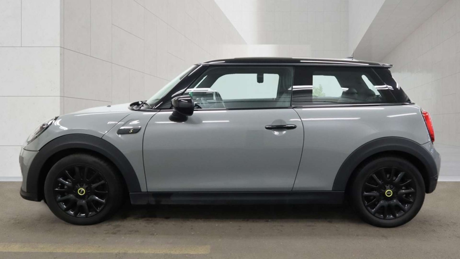 Used MINI Hatch 2022 for sale - 78169344: Photo 4