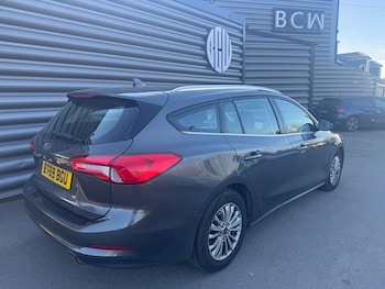 Used Ford Focus 2020 for sale - 78169351: Photo