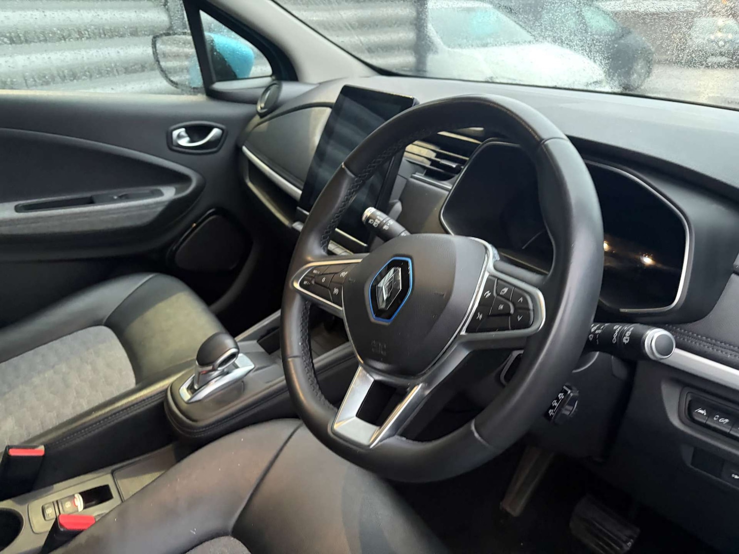 Used Renault Zoe 2021 for sale - 77643243: Photo 11