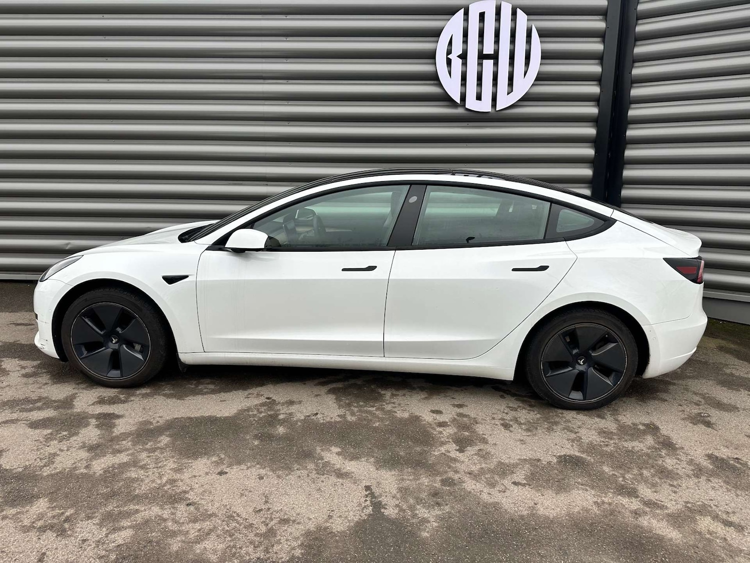 Used Tesla Model 3 2021 for sale - 77420226: Photo 3