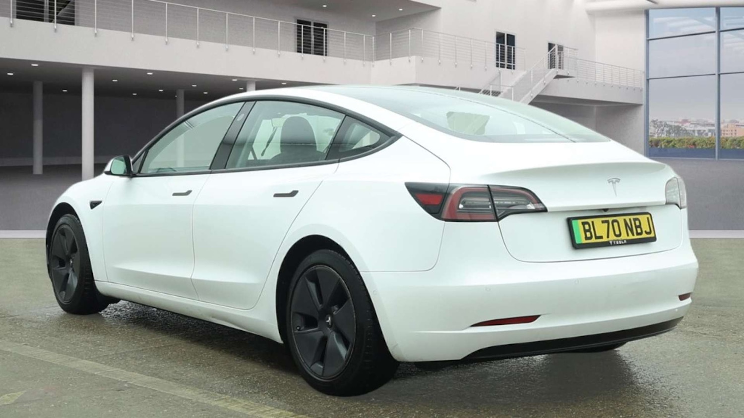 Used Tesla Model 3 2021 for sale - 77606772: Photo 3