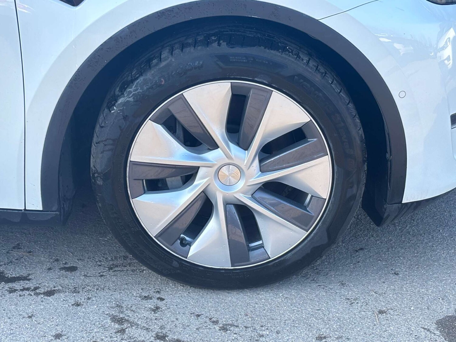 Used Tesla Model Y 2022 for sale - 77606775: Photo 43