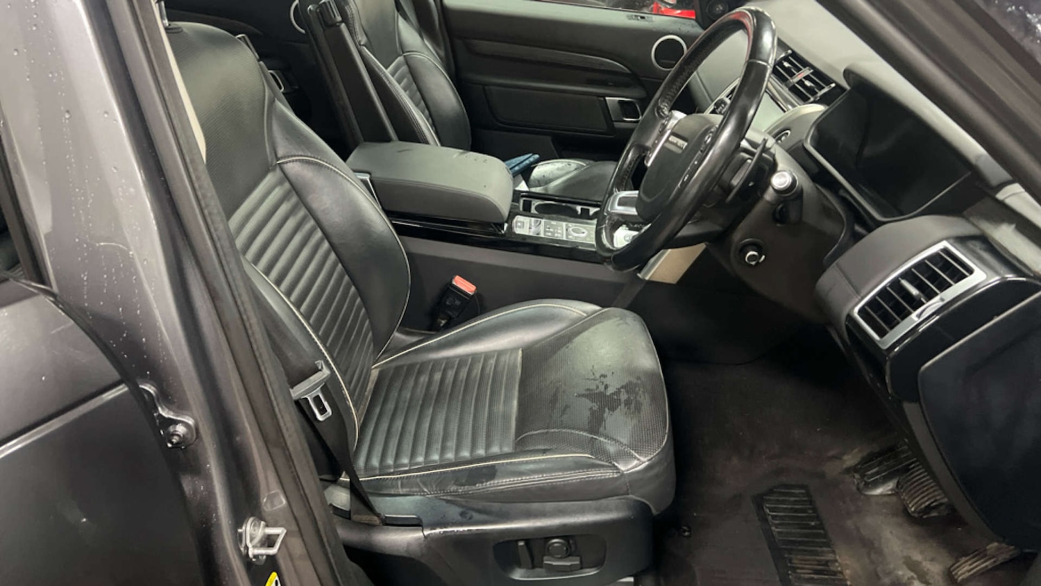 Used Land Rover Discovery 2018 for sale - 76637245: Photo 11