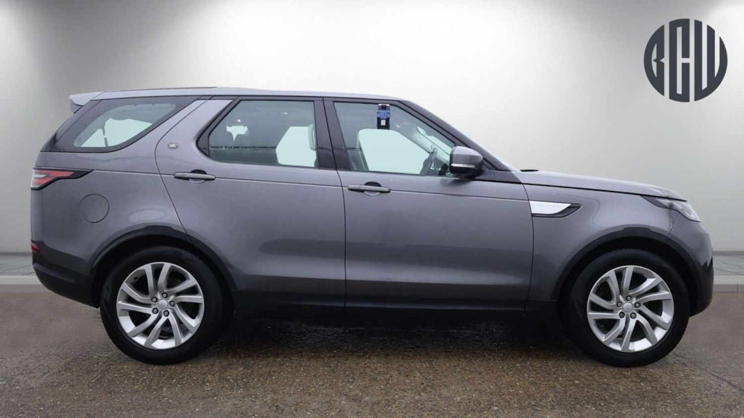 Used Land Rover Discovery 2018 for sale - 76637245: Photo 5