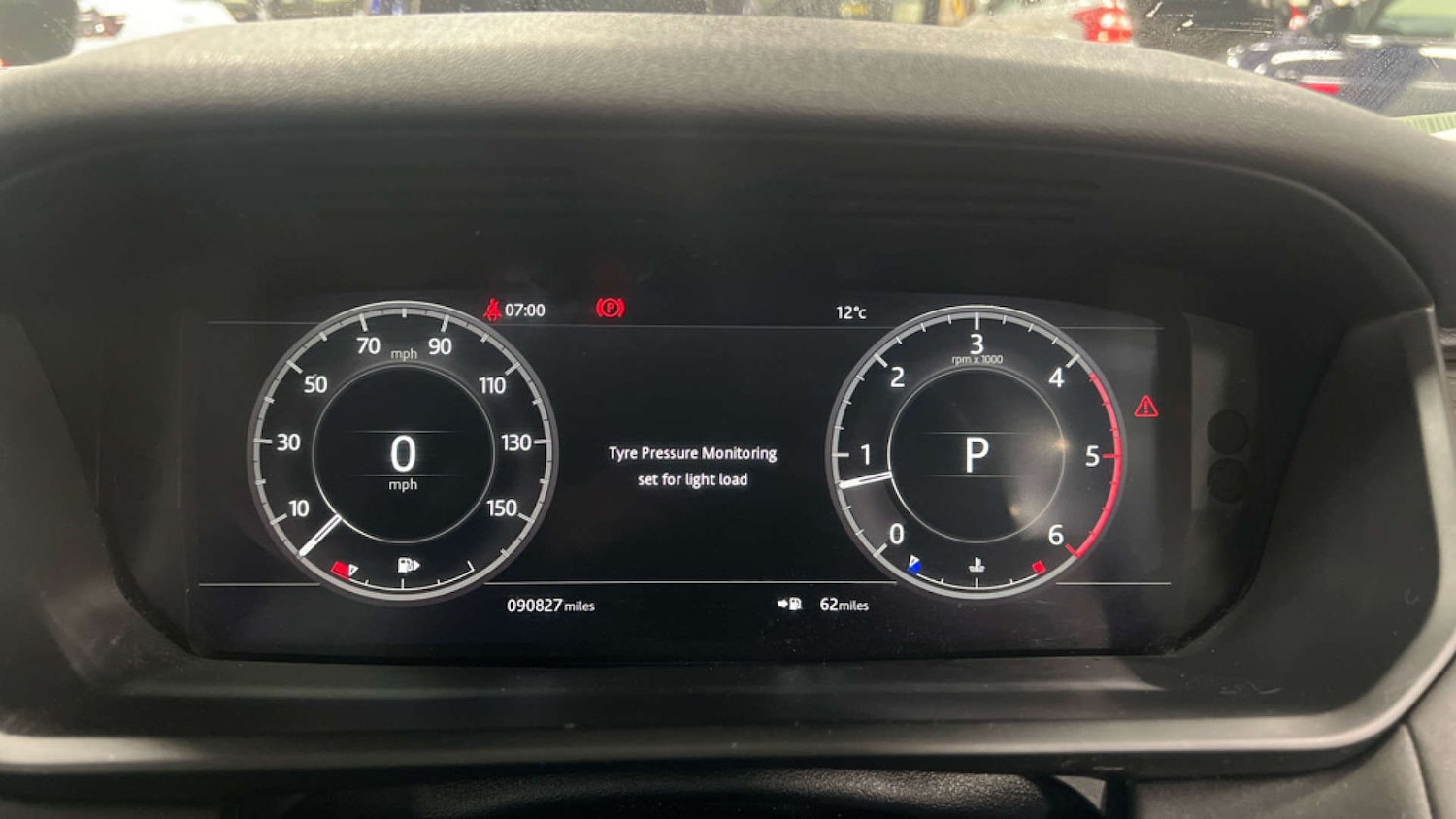 Used Land Rover Discovery 2018 for sale - 76637245: Photo 9