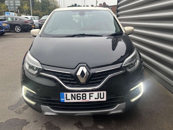 Used Renault Captur 2018 for sale - 76305779: Photo 2