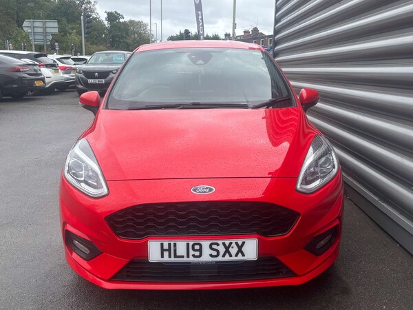 Used Ford Fiesta 2019 for sale - 75984061: Photo 2
