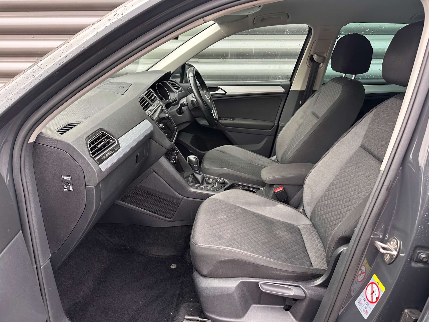 Used Volkswagen Tiguan 2019 for sale - 77148619: Photo 12