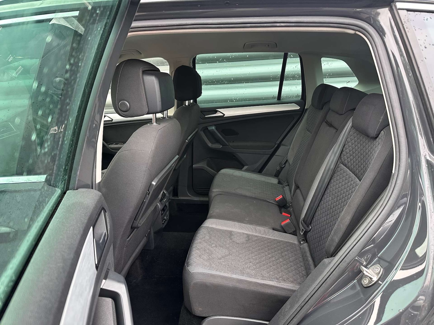 Used Volkswagen Tiguan 2019 for sale - 77148619: Photo 16