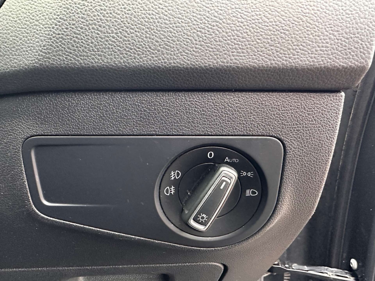 Used Volkswagen Tiguan 2019 for sale - 77148619: Photo 21