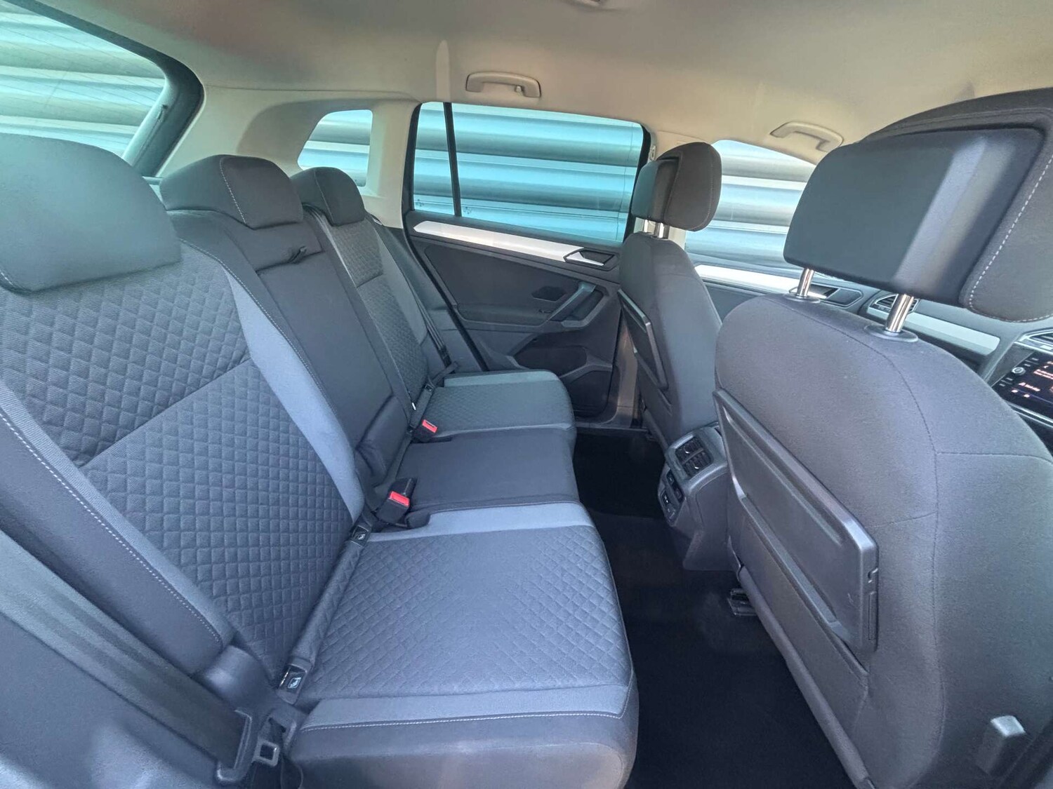 Used Volkswagen Tiguan 2019 for sale - 77148619: Photo 36