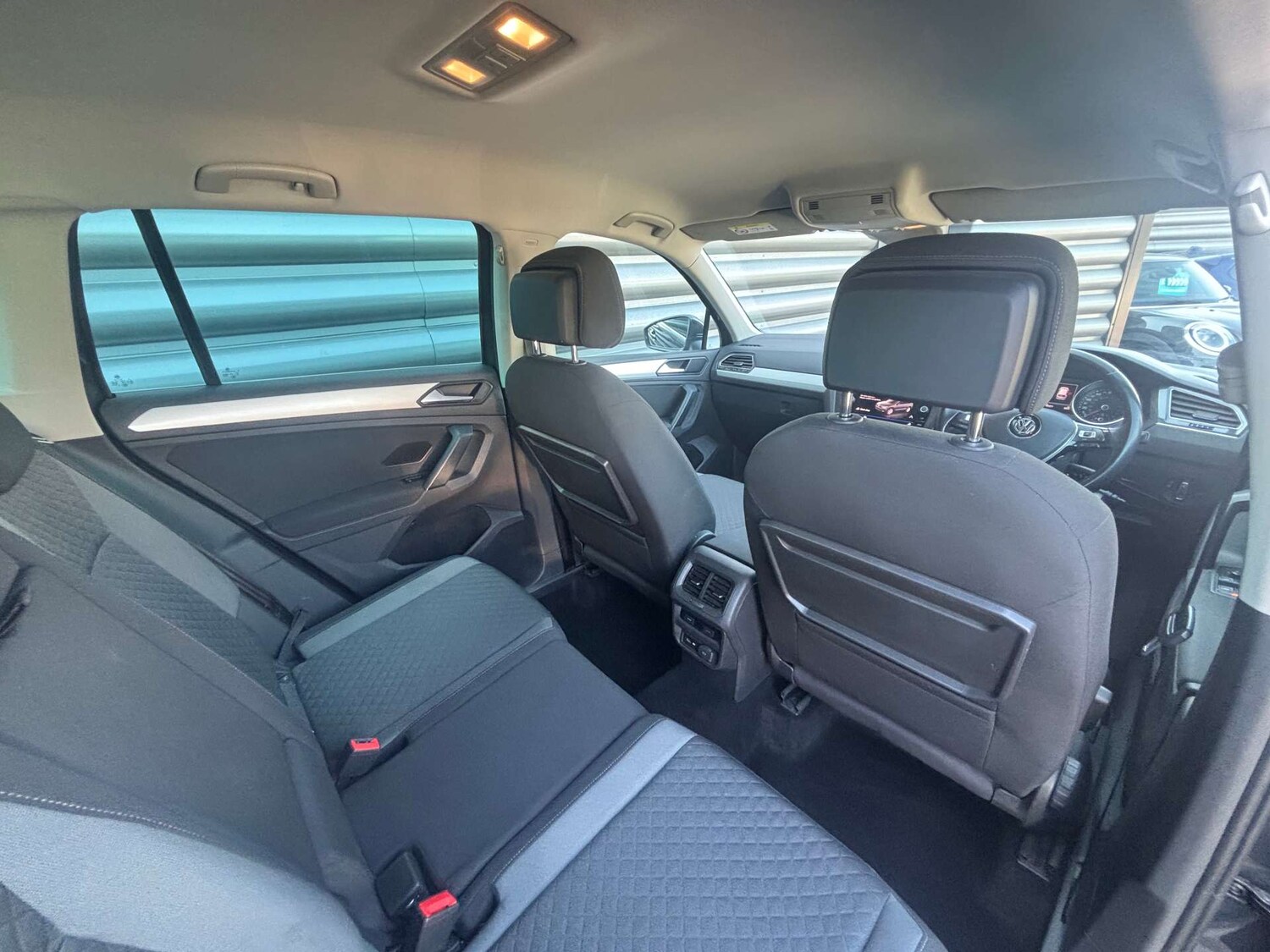 Used Volkswagen Tiguan 2019 for sale - 77148619: Photo 37