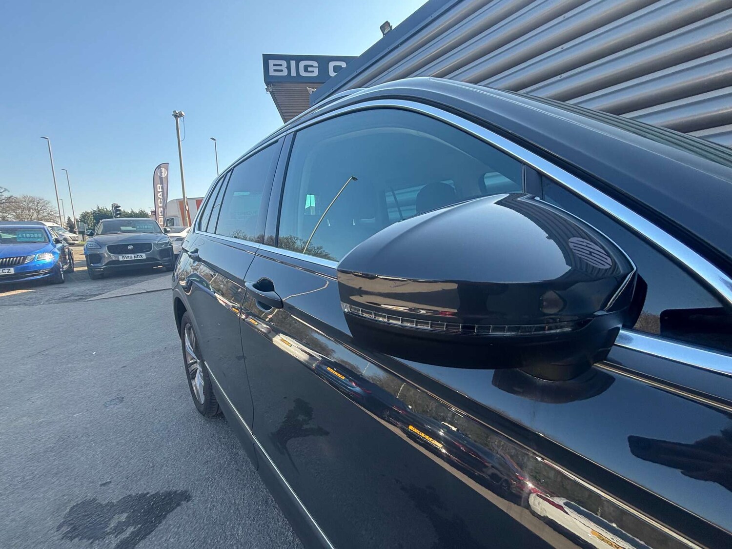 Used Volkswagen Tiguan 2019 for sale - 77148619: Photo 43